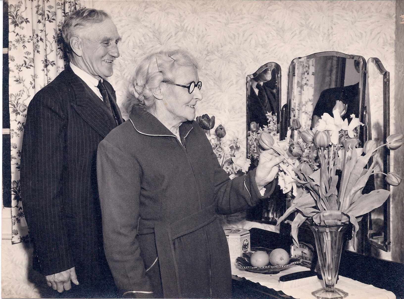 Claude & Beatrcie Chapman's 50th Wedding Anniversary at Riverdale Cottage, Haslingfield Rd 1954