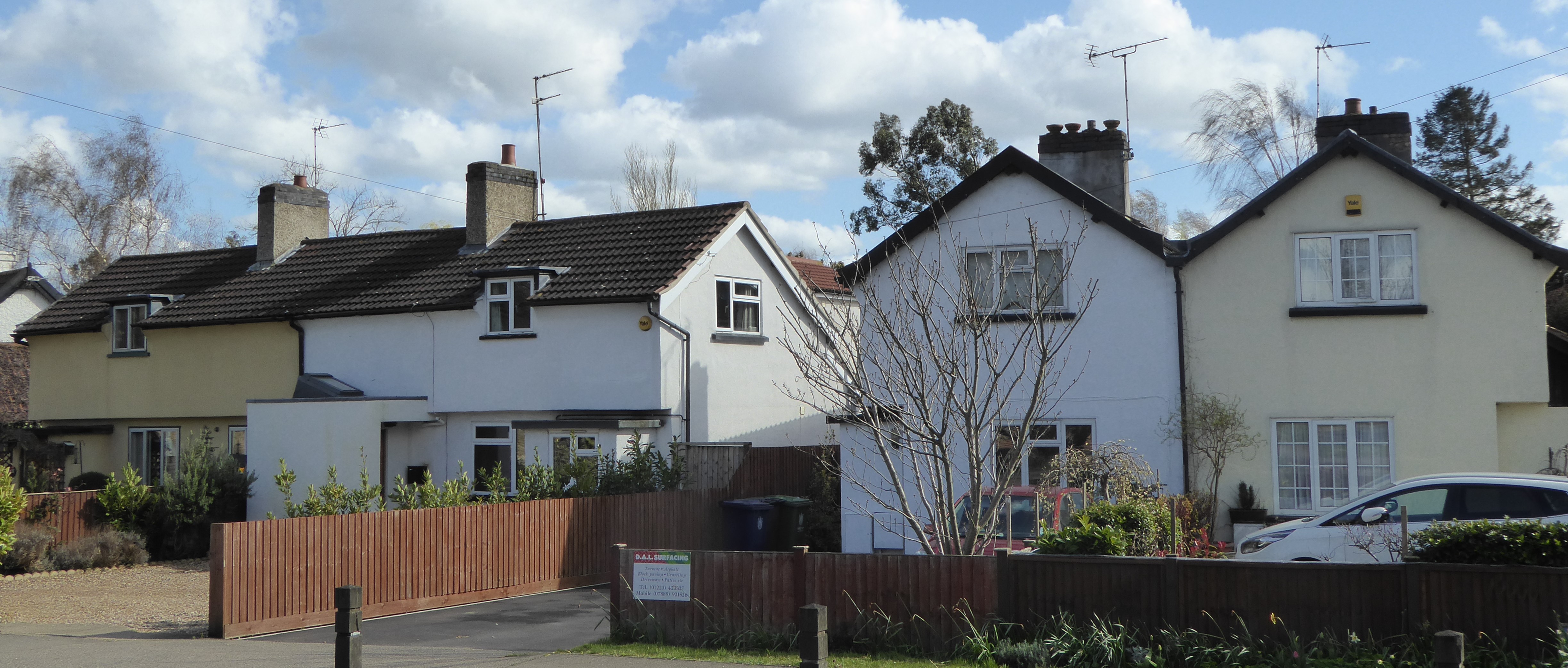 1930 council houses facing the Green, Royston Rd (2016)