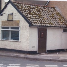 No 1 Hurrell's Row post 1998 | (Deacon)