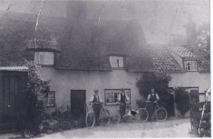 Wisbeys with bikes in front of Fountain farm