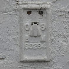 PHS180.11 No180 High St Old English Gentleman benchmark on wall 3 Dec 2016 (Roadley)R Bench mark used to be on The Old English Gentleman | (Roadley)