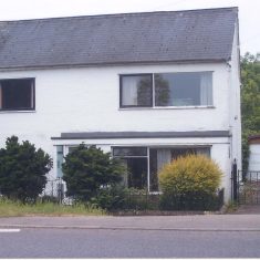 PRR007.02 No 7 Royston Rd Lawrances house for many years think 1990s (Deacon)) No 7 Royston Rd having been lived in by the Lawrance blacksmith family 1970-90s and converted into two flats | (Deacon)