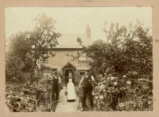 PZZPRod.04 at 41 High St., c.1890-95. James to right_ wife Susan, centre_ son James Edwin, left. 4: 41 High St., c.1890-95. James to right_ wife Susan, centre_ son James Edwin, left. | (W Rodwell)