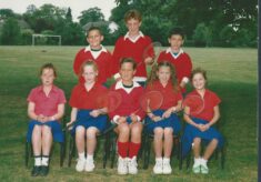 School team 11: Badminton  1987?