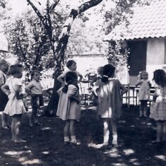 PZZPBen.02 Jul 1948 back of Beechcroft schoolroom to right. Exercised in circle outdoors (J Bennett)1 PZZPBen.02 Jul 1948 back of Beechcroft schoolroom to right. Exercised in circle outdoors (J Bennett)1 | J Bennett